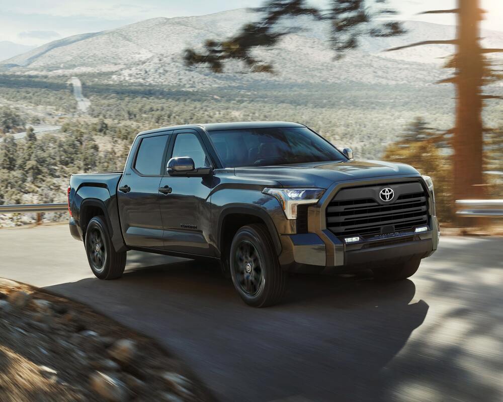  2024 Toyota Tundra Oil Type, Oil Filter, Oil Change Interval and Oil Capacity Information